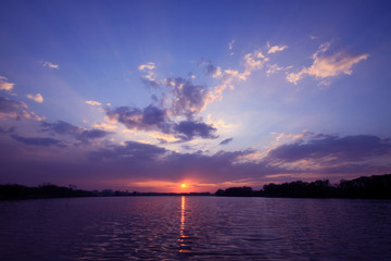 关于市公安局与区公安分局、县公安局的隶属关系